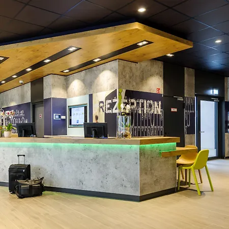 Ibis Budget Hotel 2*