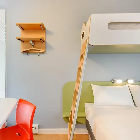 Ibis Budget Hotel 2*