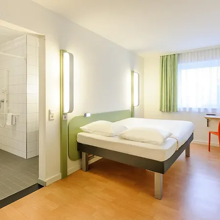 Ibis Budget Hotell