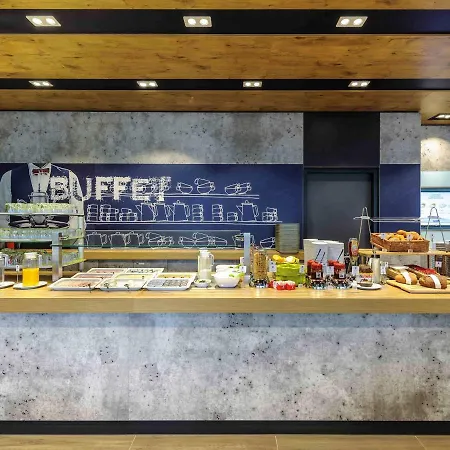 Hotel Ibis Budget 2*