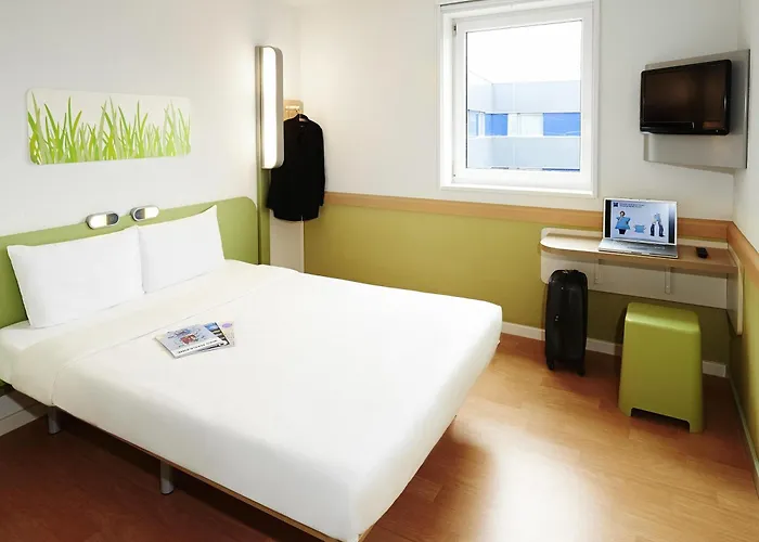 Ibis Budget Hotel 2*